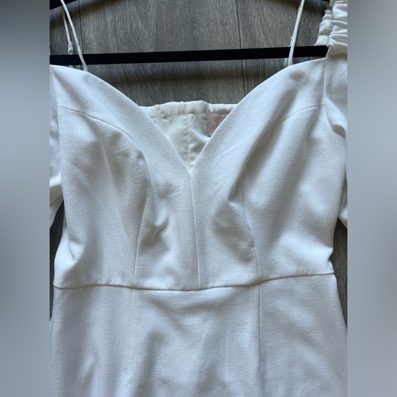 Keepsake the label puff sleeve off the shoulder mini dress in white. Size 4 - Picture 4 of 12